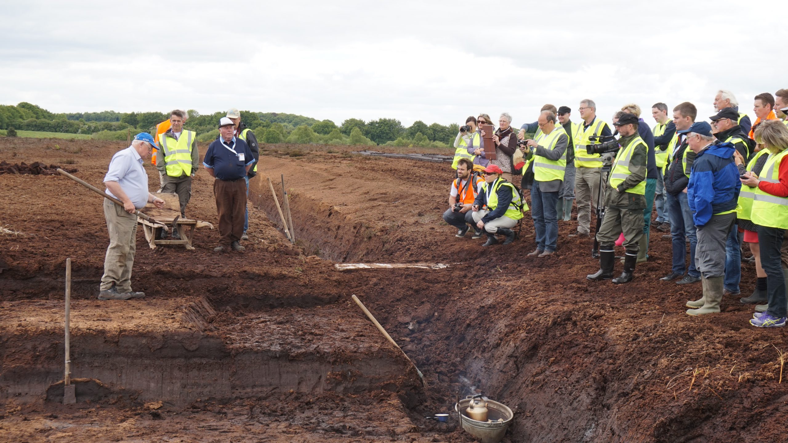 traditional peat cutting ireland